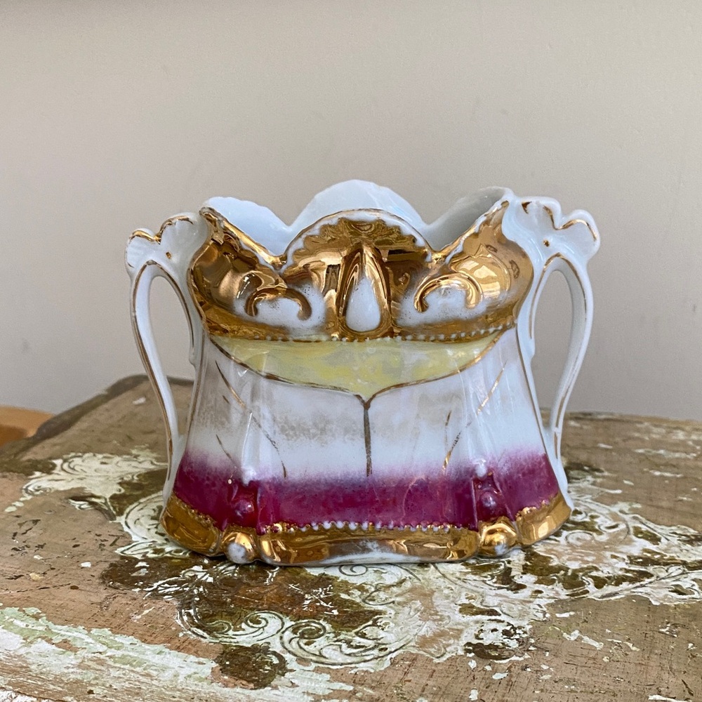 FREE GERMANY Double Handle German Porcelain Vase